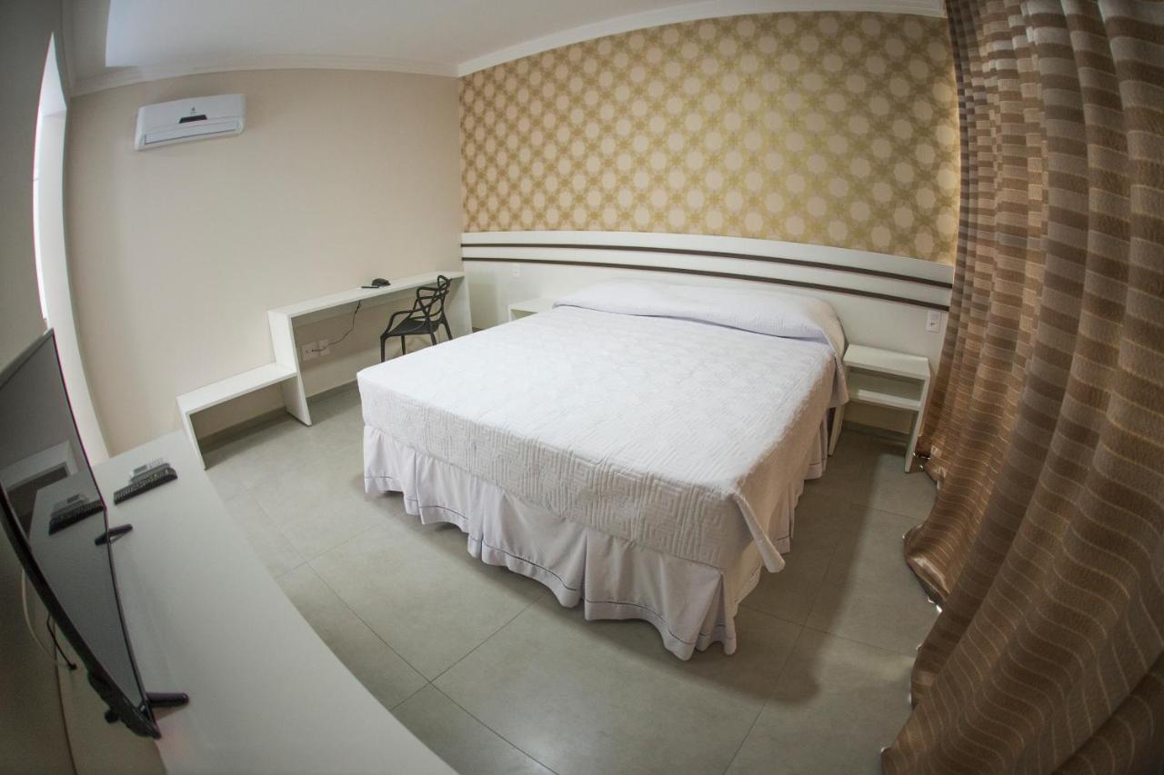 Hotel Hpr Vitorino Bagian luar foto