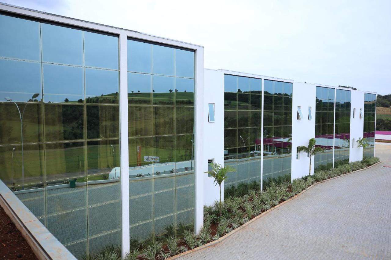 Hotel Hpr Vitorino Bagian luar foto