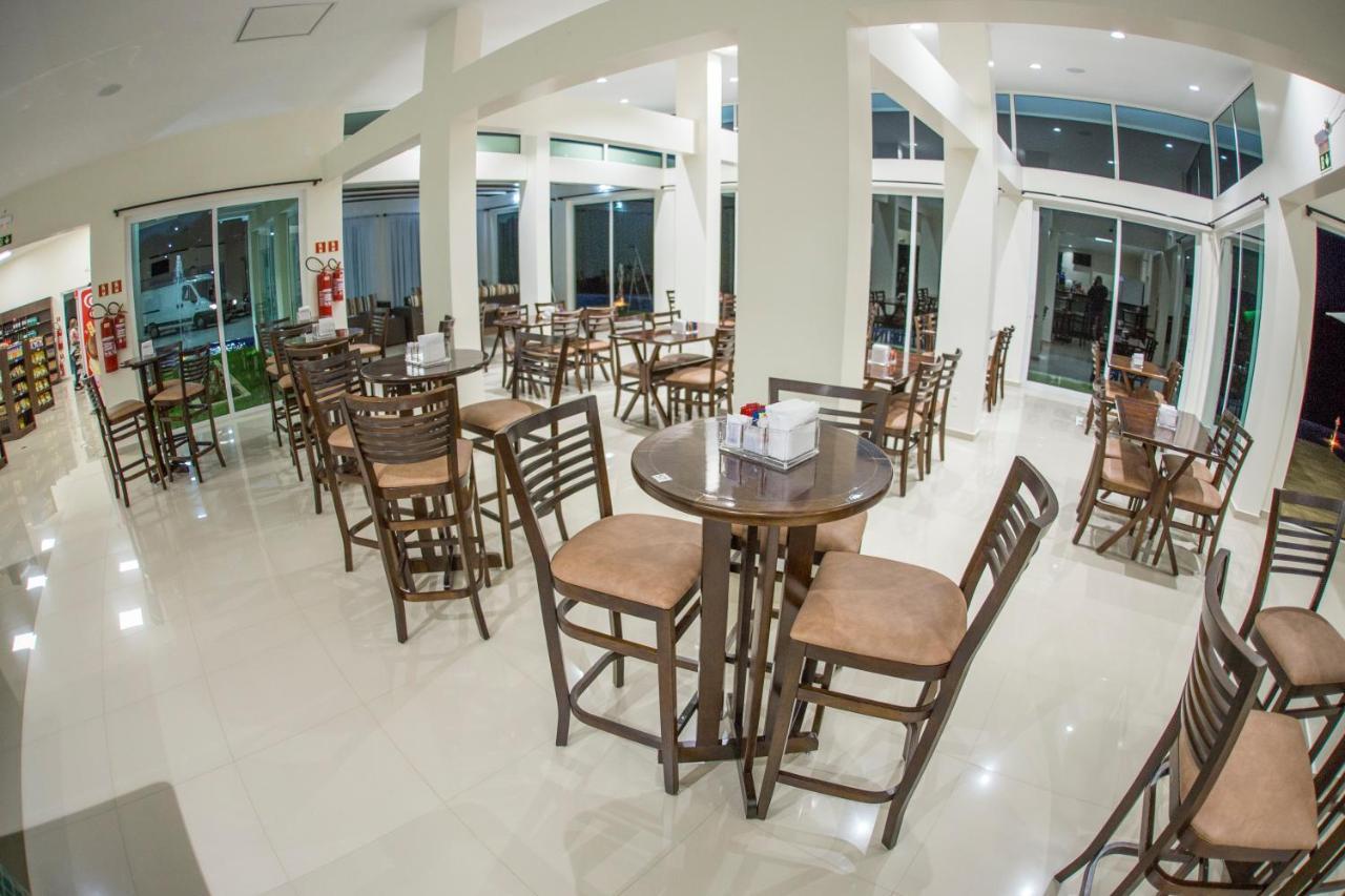 Hotel Hpr Vitorino Bagian luar foto